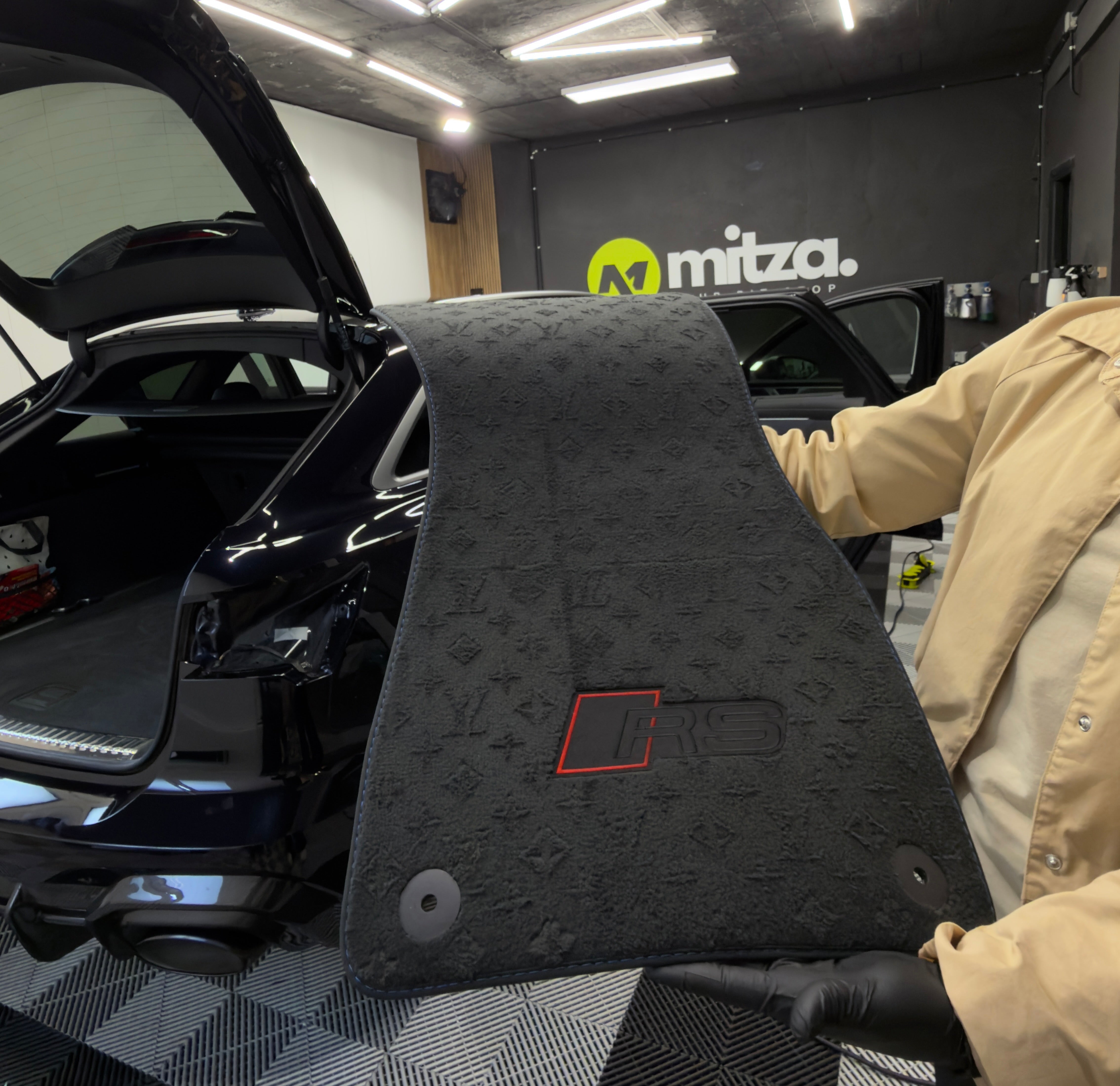 Luxury Floor Mat Stencil